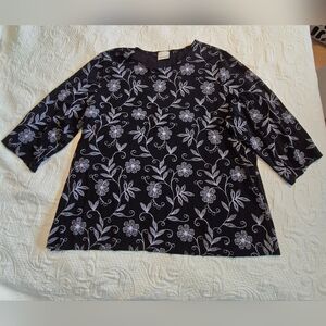 Fashion Bug women's 1X liquid knit black 3/4 sleeve shirt, white floral print